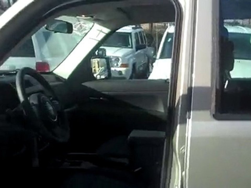 2011 Jeep Lberty Long Island
