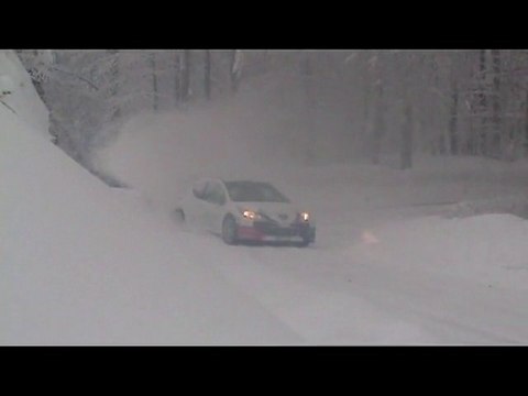 Essais pré-MC 2011 BOUFFIER/PANSERI 207 S2000