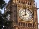 London Big Ben chimes eight o'clock