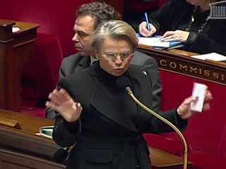 Côte d'Ivoire: Alliot-Marie souhaite une solution "pacifique et rapide"