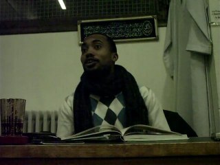 Mohamed Bajrafil - Manger dehors