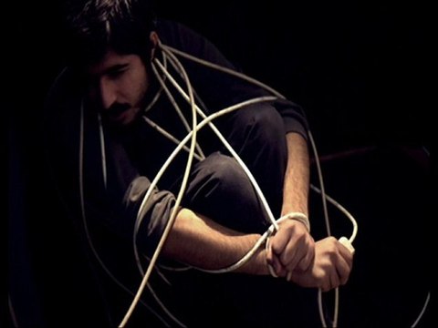 Cem Adrian - Bir Katilin Ellerinde (2010)