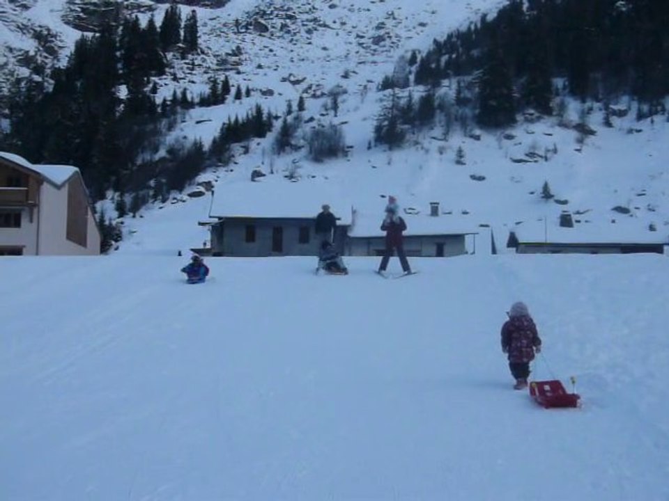luge avec papa et maman