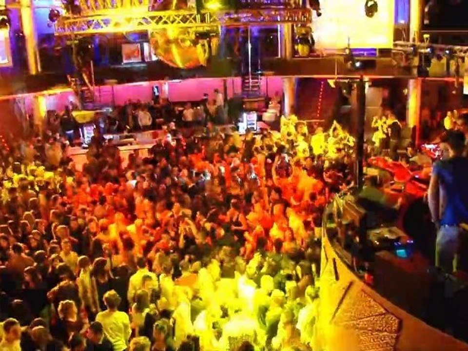 Vendre 17 Décembre Soirée STAPS @ BBOX CLUB Clermont-Ferrand