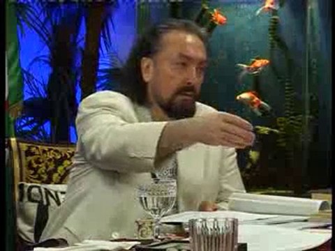 Cereyanı münafıkanede sorun iman sorunudur.