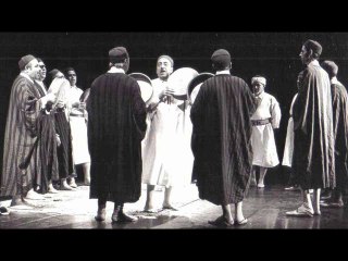 على باب خير الخلق