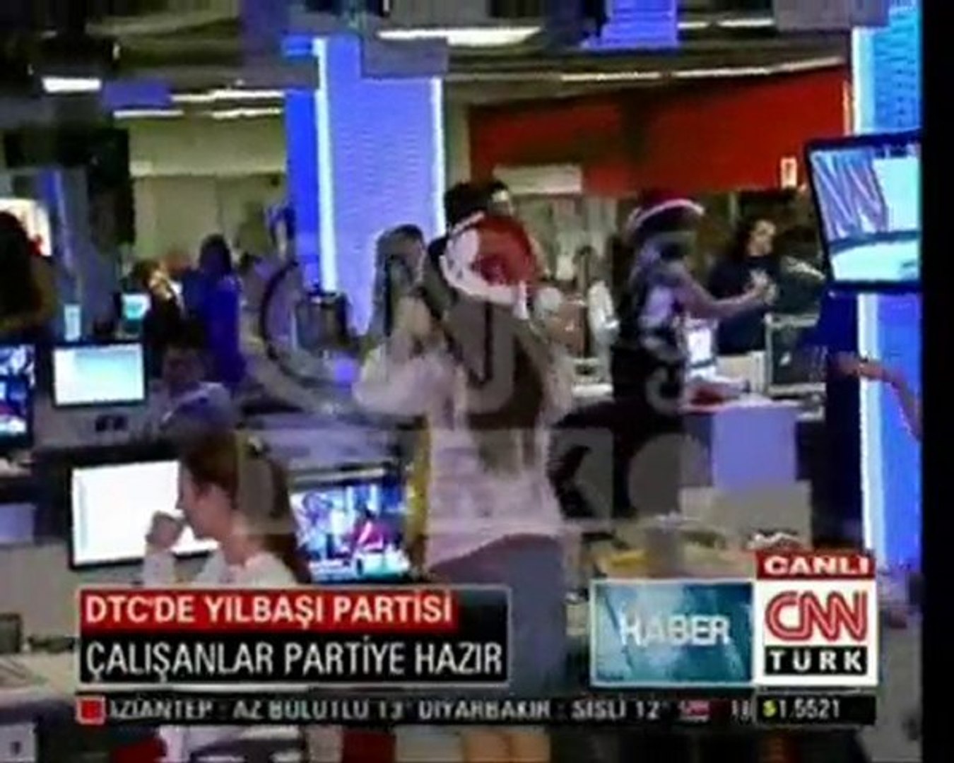 Cnn Turk Un Canli Yayinini Kimler Basti Dailymotion Video