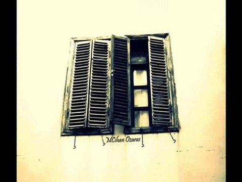 Cem Adrian - O Kirpik Hala Bende Sevgilim (2010)