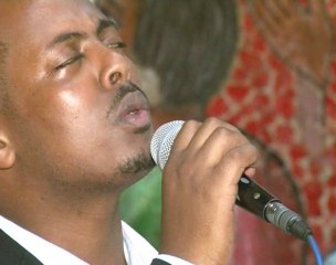 ARC EN CIEL - KIZITO MIHIGO - KIGALI LE 30 OCTOBRE 2010