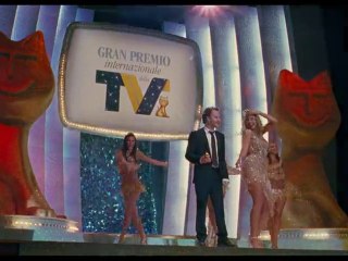 Somewhere / Bande-Annonce