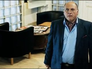 Поцелуй сквозь стену трейлер