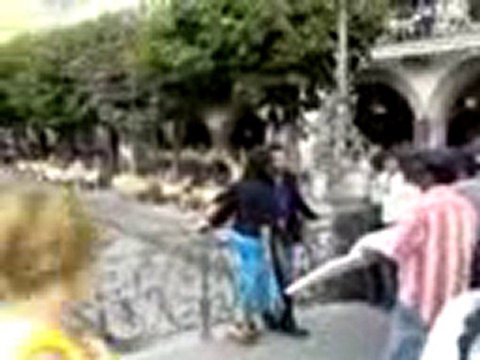 Shooting of Sillinu Oru Kadhal   Jyothika  Surya