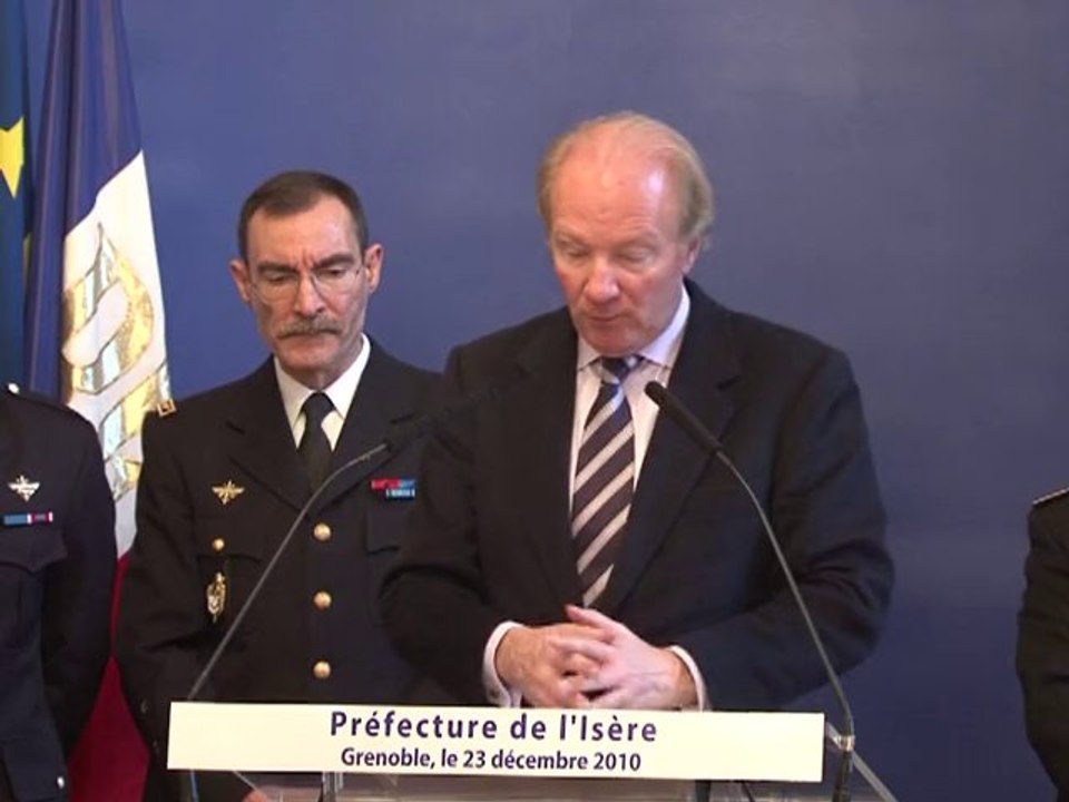 Grenoble: Hortefeux met en place l'Umir, force...
