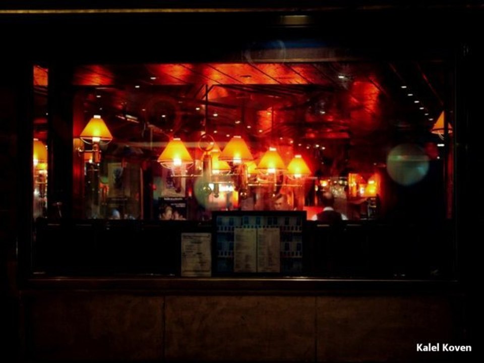 Montage exposition les nuits de Paris