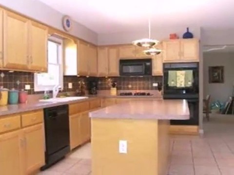 Homes for Sale - 114 Woodlet Ln - Bolingbrook, IL 60490 - Coldwell Banker
