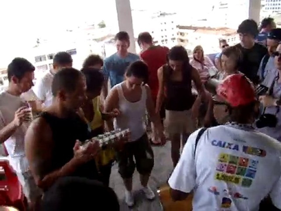 Aula de Samba na Laje