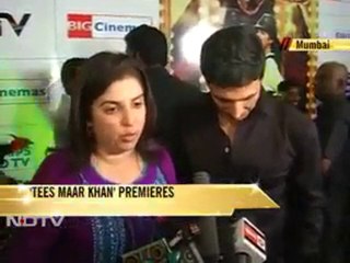 Akshay, Kat at Tees Maar Khan premiere