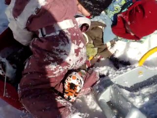 Luge, avec les cousins.