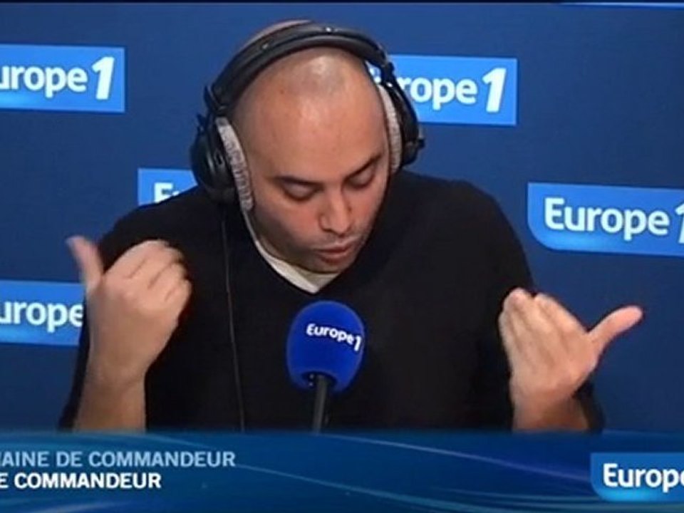 "Je lui fais bouffer ses pompes moi au clown!"