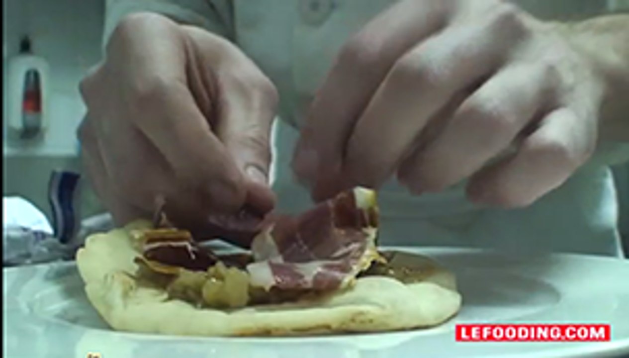 Recette de naans, confiture d’oignons et pata negra par Jean-Michel Rassinoux, Playtime