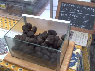 Drôme: marche blanche pour le voleur de truffes abattu