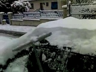 Drole de neige sur ma XANTIA