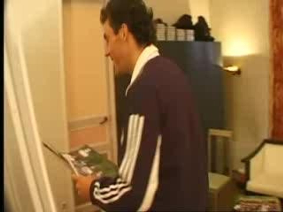 Les Yeux dans les Bleus part 8