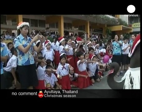 Christmas: St. Peter square and elephants... - no comment
