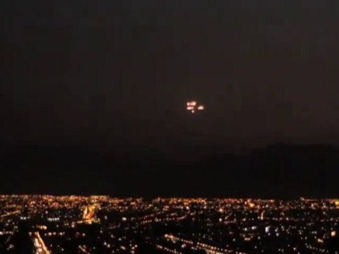 SPECTACULAR UFO CATCHED ON HD CAM 2010 17 DEC