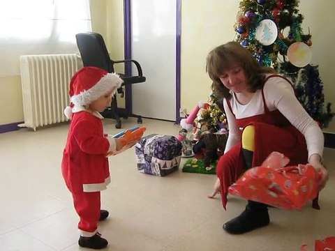 Abby ma petite soeur le jour de Noël 2010 lol