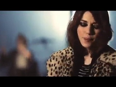 Blood Red Shoes - Light It Up
