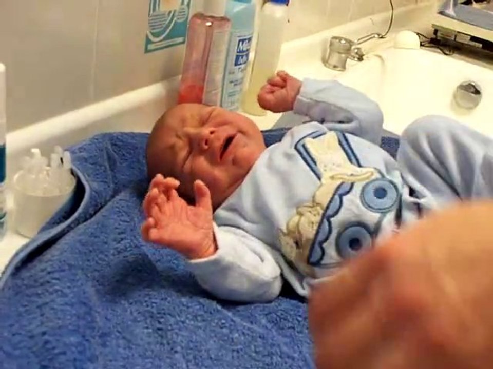 Le 17 décembre 2010, premier bain d'Alexis