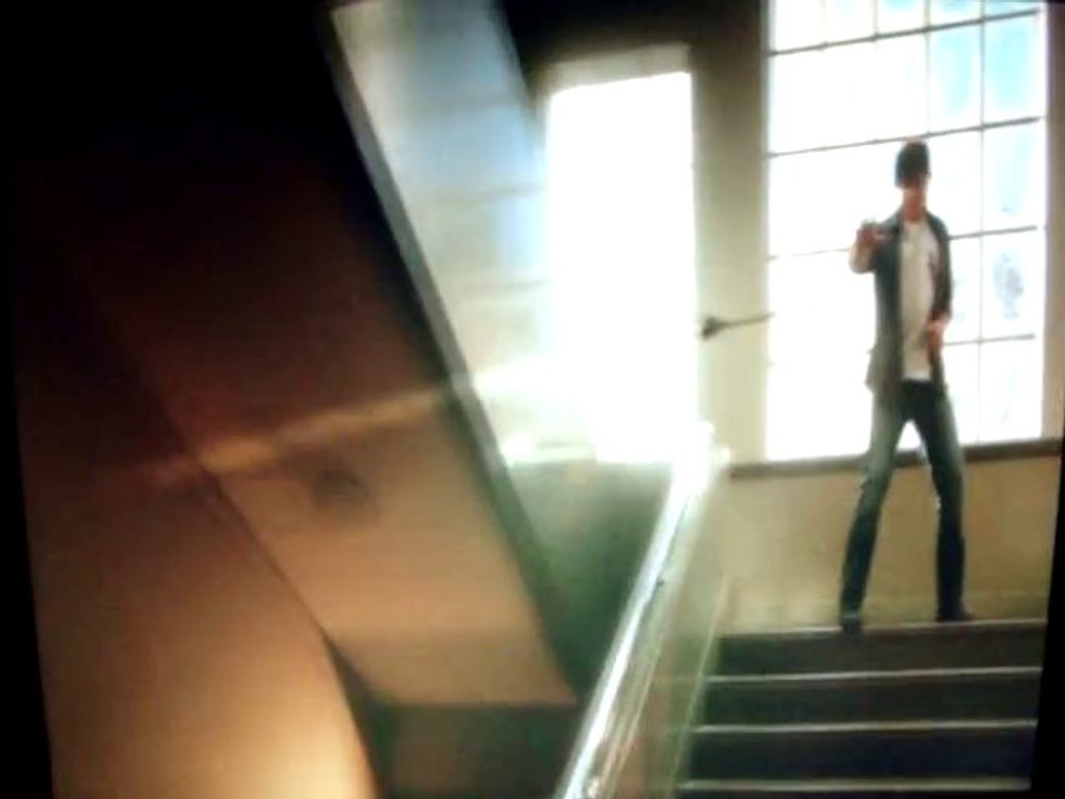 Smallville Saison 8 8x01 L'Odyssée extrait