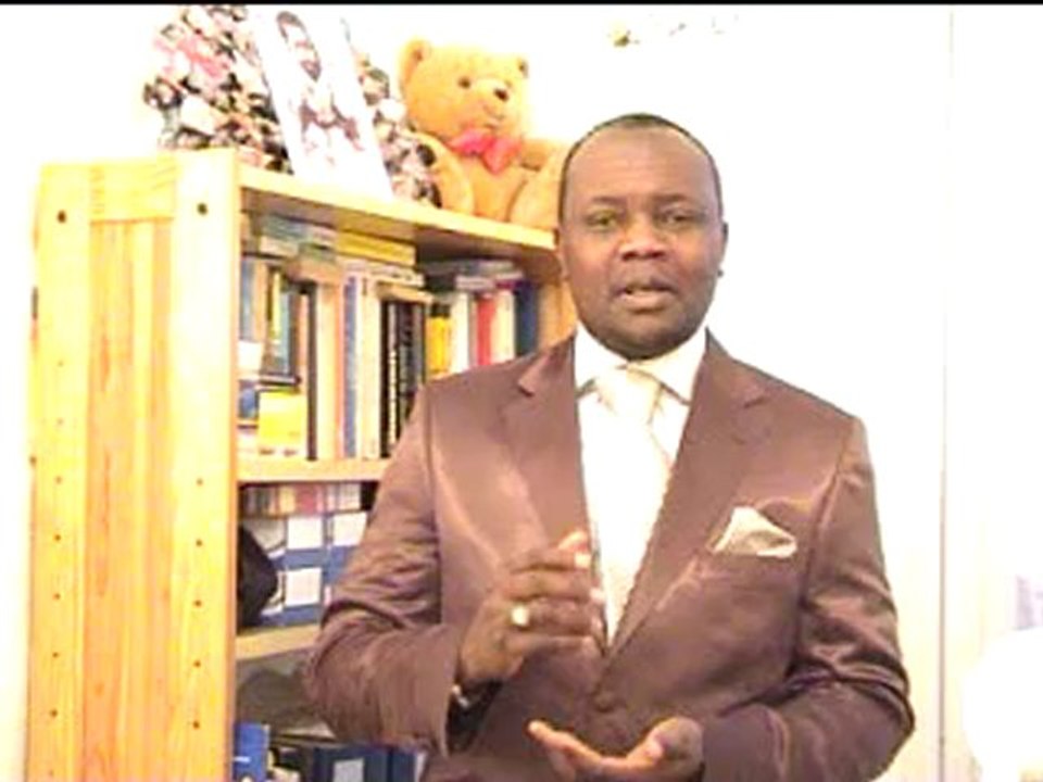 AUGUSTIN MUKAMBA  DIT  LE  POURQUOI  DE  SA  DECISION/SUITE