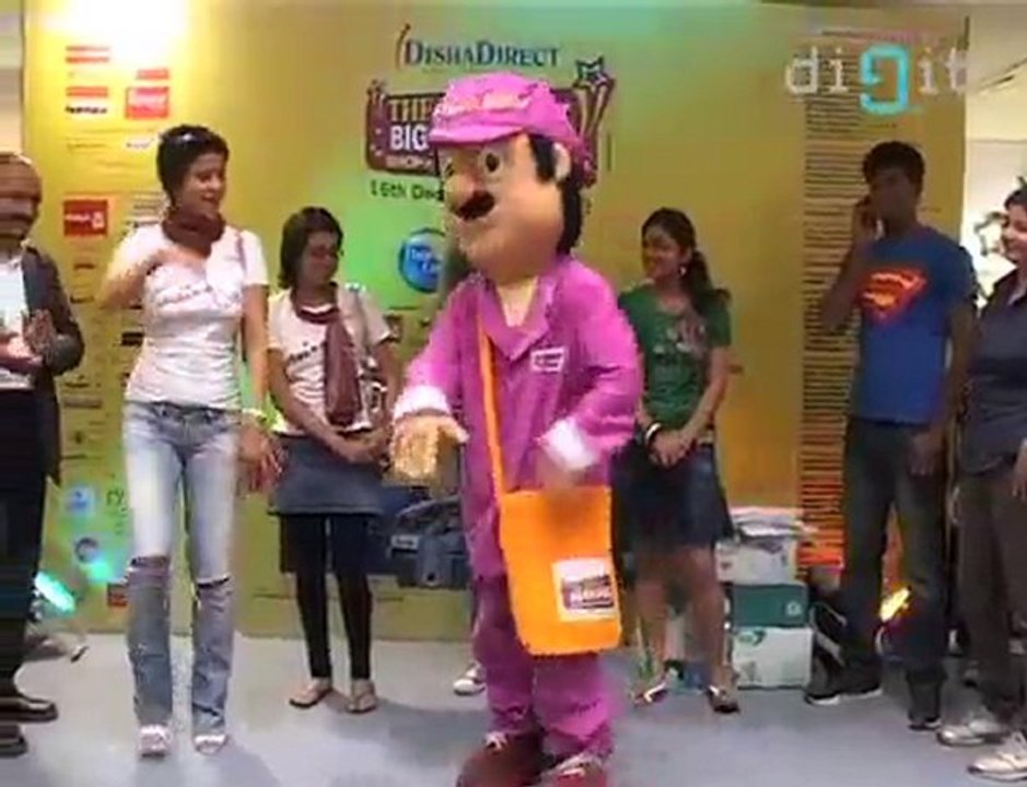 Purab Kohli And Gul Panag Dance With Fans | HQ