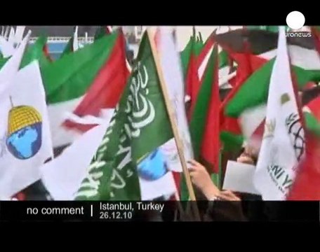 The Mavi Marmara is welcomed back to Istanbul - no comment