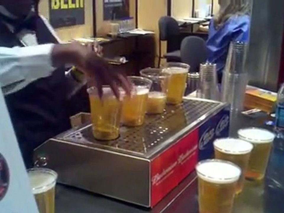 Tireuse à bière avec remplissage vers le bas - Vidéo Dailymotion