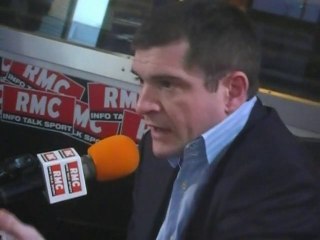 "Hortefeux n'est pas un maillon faible !" Benoist Apparu