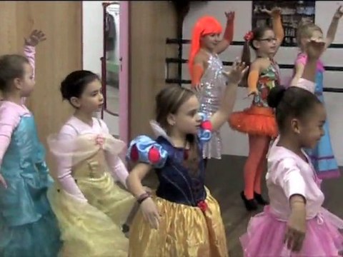 DANSE FETES NOEL 2010 AJACCIO groupe enfants