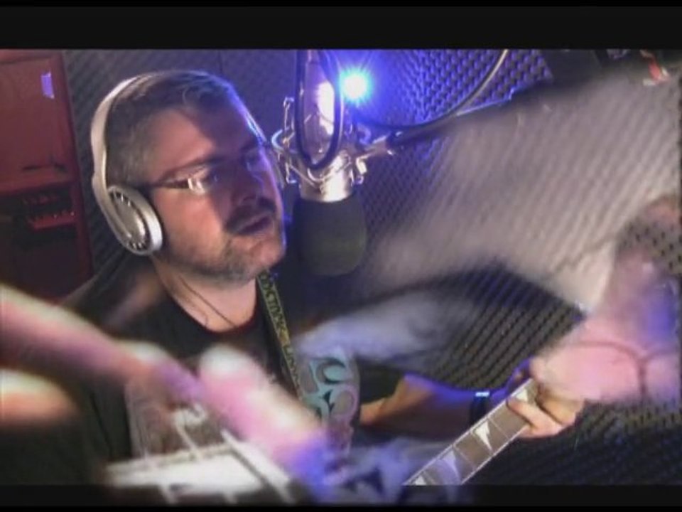 THE BEATLES( While My Guitar Gently Weeps)