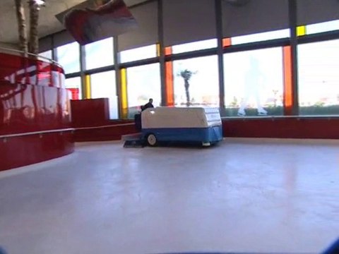 Calaisis TV L'oeilleton d'émma La piscine patinoire ICEO