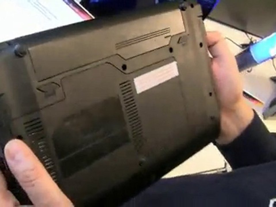 Hands on: 11.6" MSI U270 Running AMD's Zacate
