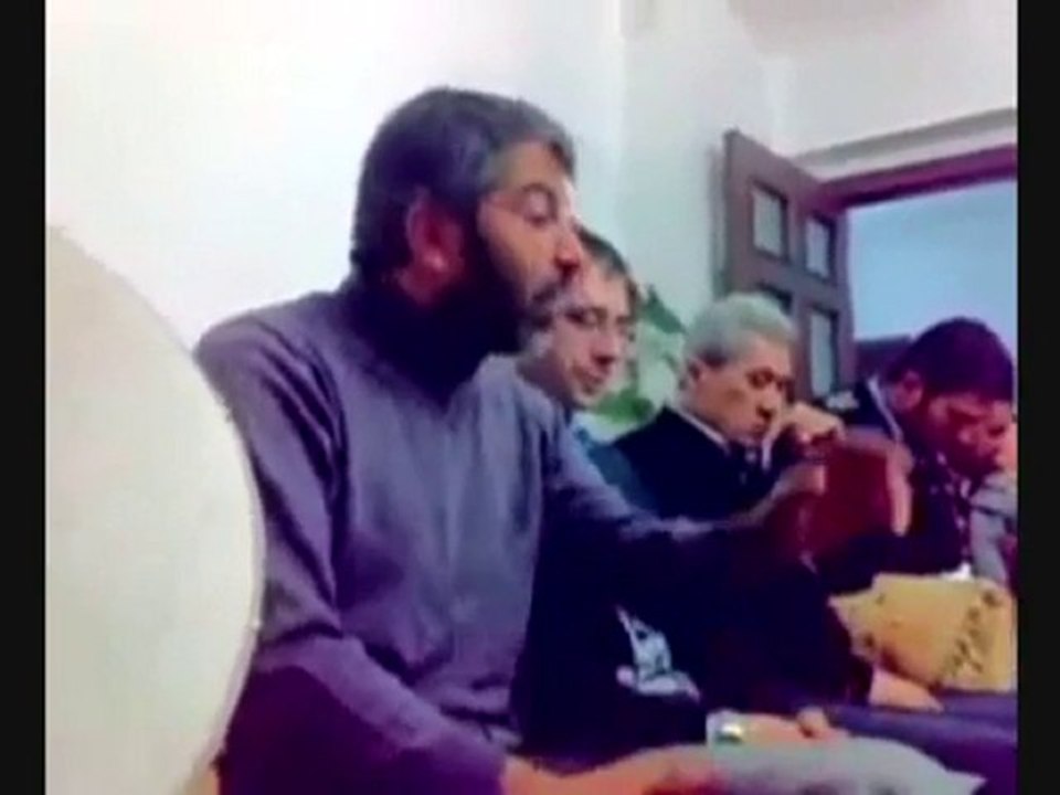 SENSIZ BAYRAM OLMUYOR GEL