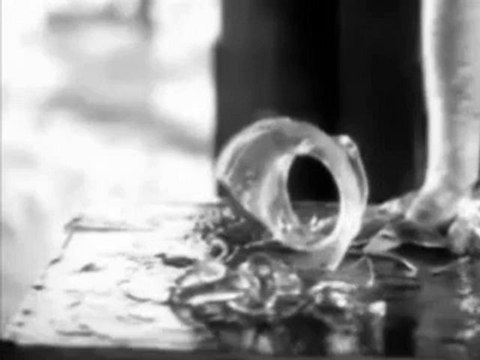 Kahraman TAZEOĞLU Yalnız Kalan Kalpler Aşk Pıhtılar