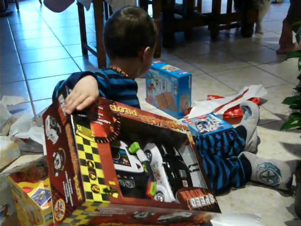 Ouverture des cadeaux de Noël 2010