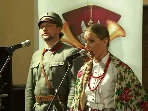 Odsłonięcie tablicy poświęconej ofiarom z 10 kwietnia Komorowo 2010