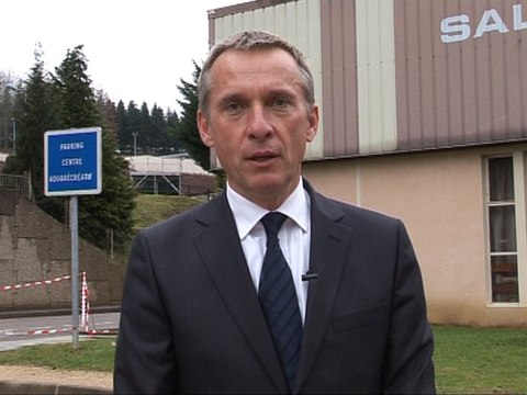 TULLE M. LE MAIRE BERNARD COMBES PRESENTE SES VOEUX 2011