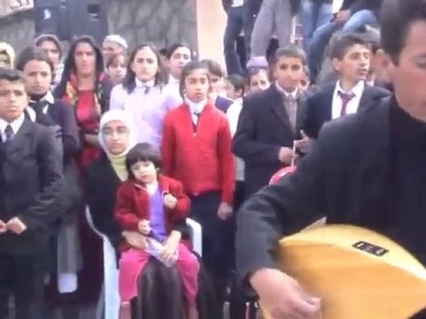 NEVRUZ KONSERİ ÇUKURCA-ADNAN ZEKİ BIYIK (POPSTAR MÜFTÜ)