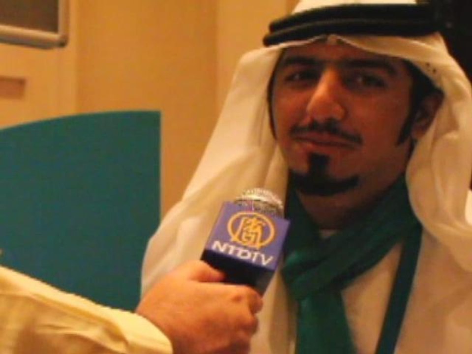 Volunteers Help Make Dubai International Film Festival