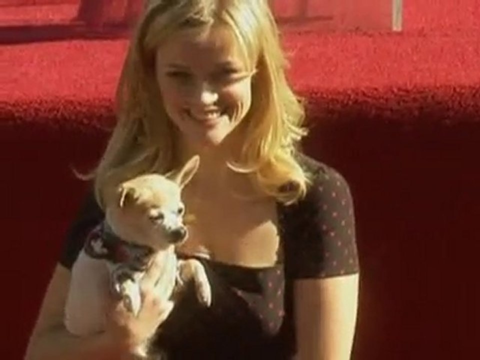 Reese Witherspoon engaged.